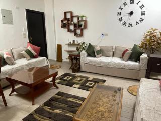 Joy & relax condo with private garden Families only - Giza - 4