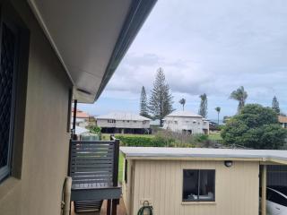 See Street Apartments by Kacys - Bargara - 1