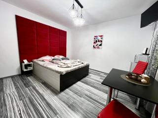 Aigi Rooms Vila - 1