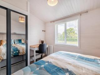Berberis Lodge - Willington - 1