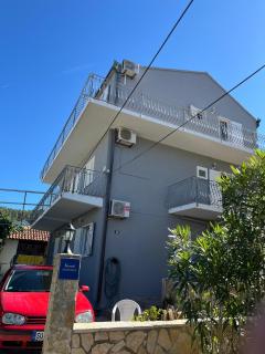 Apartmani Kalff - Trogir - 0