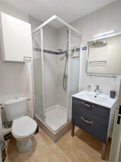Belle villa 2 chambres, veranda, terrasse parking privatif dans résidence sécurisée avec piscine commune 800 m de la mer LRCS87 - Portiragnes - 2
