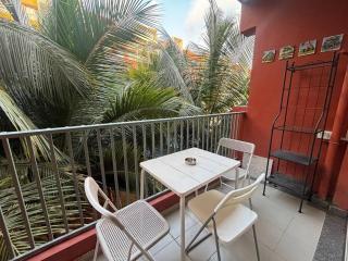 Elegant 2 BHK, Pool Front, Zennova Stays - Marmagao - 3
