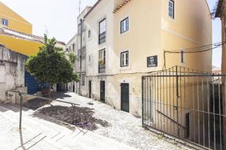 Mouraria 2 - View from French Balcony & Smart Check-in - Lissabon - 8