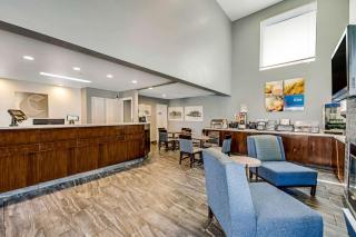 Comfort Inn Beach Boardwalk - 2