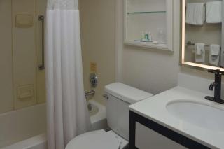 Quality Inn - Perrysburg - 1