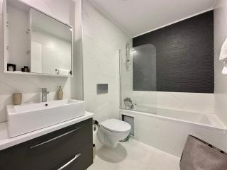 Double Studio B306 StayInn by Cosmopolis - Ştefăneştii de Jos - 6