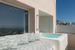 Cinnamon Villa with Private Hot Tub - Pirgos - 6
