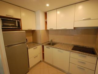 Appartement 2P Calme avec Piscine et Parking - Terrasse, Proche Plages et Centre de Menton - FR-1-196-239 - 6