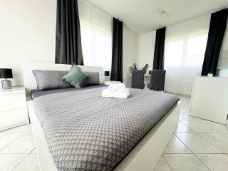 Sunside Apartments - Pula - 9