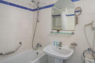 Coastal escape/Family-Friendly 2-BR with seaview - Mijas - 1