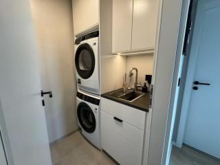 Modern Apartment with a Great View - Reykjavik - 8