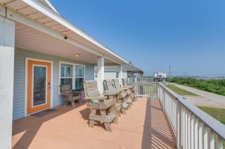Walk to Shore Surfside Beach Home with Bay Views - 9