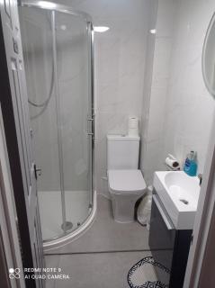 Relax Inn Guest House - Brighton & Hove - 2