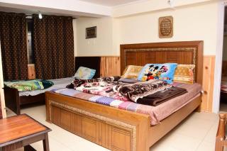 Quality Inn Hotel - Murree - 3