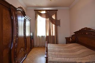 Large Red House - 350 sqm, Большой частный дом - 350 кв м - Yerevan - 3