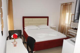 Andi's GuestHouse - Sarandë - 4
