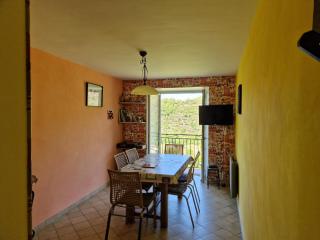 Gîte la maisonnette avec belle vue à St Rome de Tarn - Saint-Rome-de-Tarn - 4