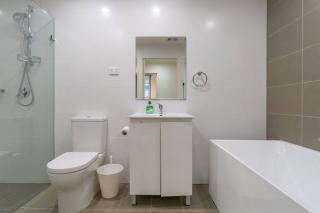 Close to everything Family Friend 2 Free Parking - Sydney - 2