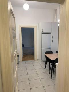 3 bedroom apartment by the Parliament - Budapest - 7