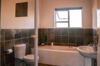 The Hermanus Family Hideaway - Hermanus - 3