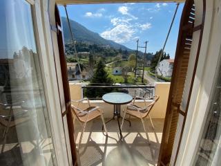 Navy Studio by likeyourhome with Mountain View Balcony, Near Beach 1 km, Self Check-in - 5