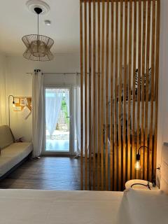 Eleni's Guesthouse - 4