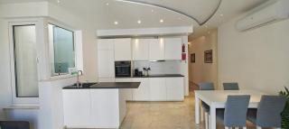 Luxury Garden view at Spinola Bay St Julians - St. Julianʼs - 7