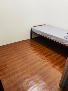 NR Guest House - Kangar - 5