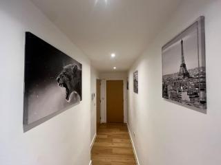 2 Bed Corner Apartment with Gym - Mánchester - 2