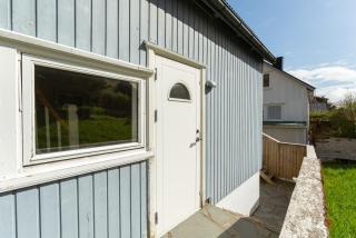 Charming 2BR Retreat in Vestmanna - 8