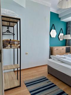 Glarus Apartment with Infinity Sea View - Warna - 6