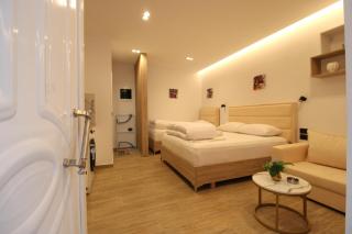 Reni Risi Deluxe Studio - Sarandë - 6
