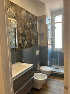 Orizzonte 5 Terre - VIA NAPOLI 85, Stazione Centrale - Centro Storico - La Spezia - 6