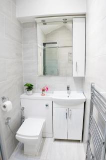 CRHeathrow - Stanwell - 8