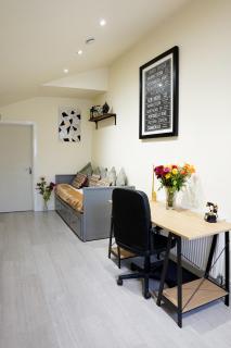 CRHeathrow - Stanwell - 2