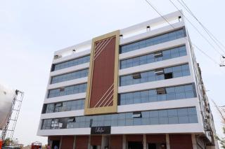 Collection O Manjari - Mundhwa Road Formerly 7 Treats - Mundhva - 7
