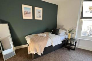 Central Three Bedroom Flat I Sleep Up to 9 Guests - Brighton & Hove - 2
