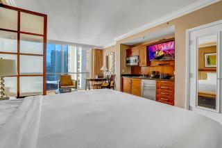 11th Floor MGM Signature Studio:Strip View, No Fee - 5