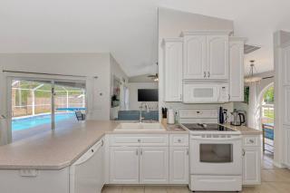 Saltwater Heated POOL Home Near Several Beaches - North Port - 4
