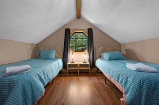 Fall Wonders - Dollywood at 2 min & Heated Pool - 4