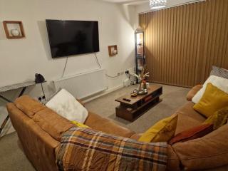 A stunning room in a 2 bed apartments in the heart of Medway - Gillingham - 8