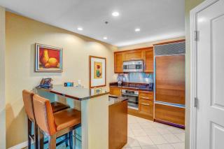 Experience Unparalleled Luxury at The Sinatra - Las Vegas - 4