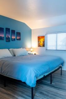 2B2B pet-friendly with views near dog park - 9