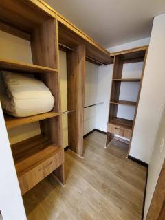 Oikos Infinitum 1304 - 8