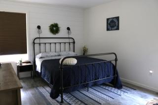 Country Hills Hideaway - Millersburg - 0