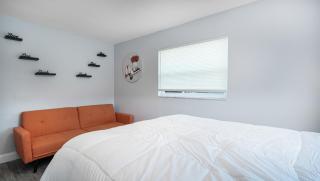 2 bedroom 2 bathroom apartment in Cape Coral yacht club area - 9