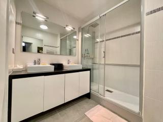Appartement climatisé 3 pièces avec garage à 300m de la plage et des commerces à Sète - FR-1-338-576 - Sète - 4