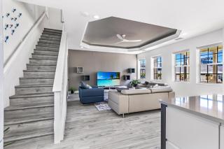Chic & Cozy River District Townhouse - 1