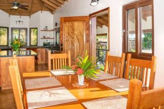 Apricari House Stunning Views 3 BDRM and Pool - 2